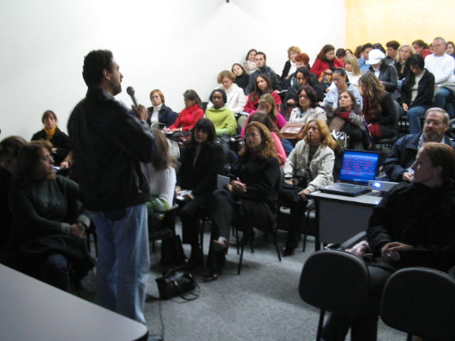 ENCONTROS E DESENCONTROS DO MESTRE E SEUS DISCÍPULOS: DOS PROFESSORES E SEUS ALUNOS. PROFESSOR/ALUNO